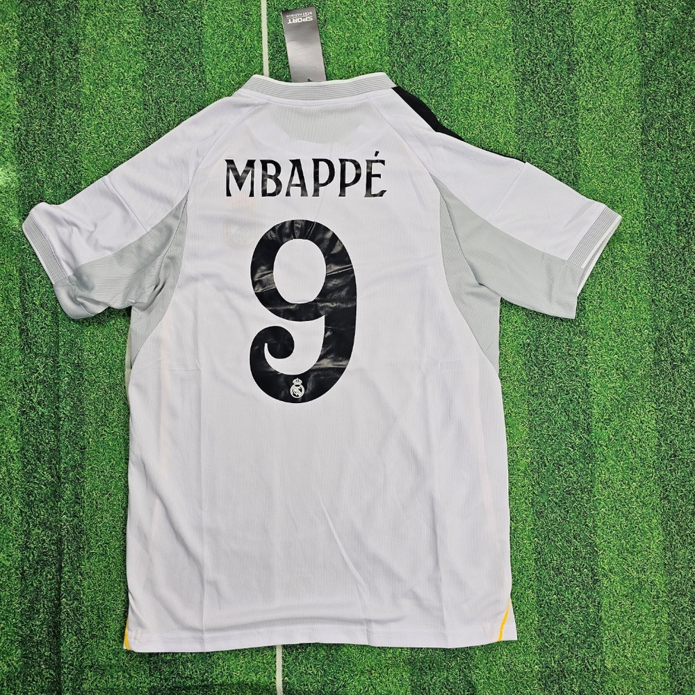Real Madrid Mens Soccer Jersey Playera Male Real MadridFootball Shirt MBAPPE#9